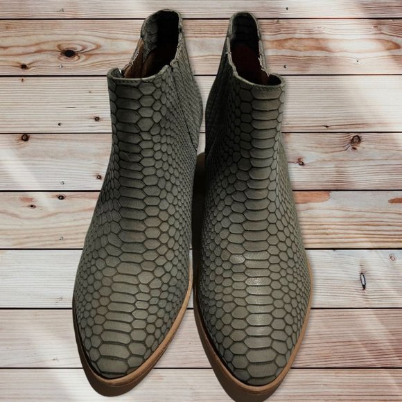 Joie Shoes - Joie Barlow Green Snakeskin Ankle Bootie SIze 9.5